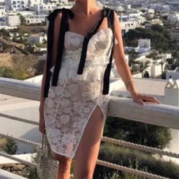 BRAND NEW HARD TO FIND!! for love and lemons white lace dress - Picture 1 of 6